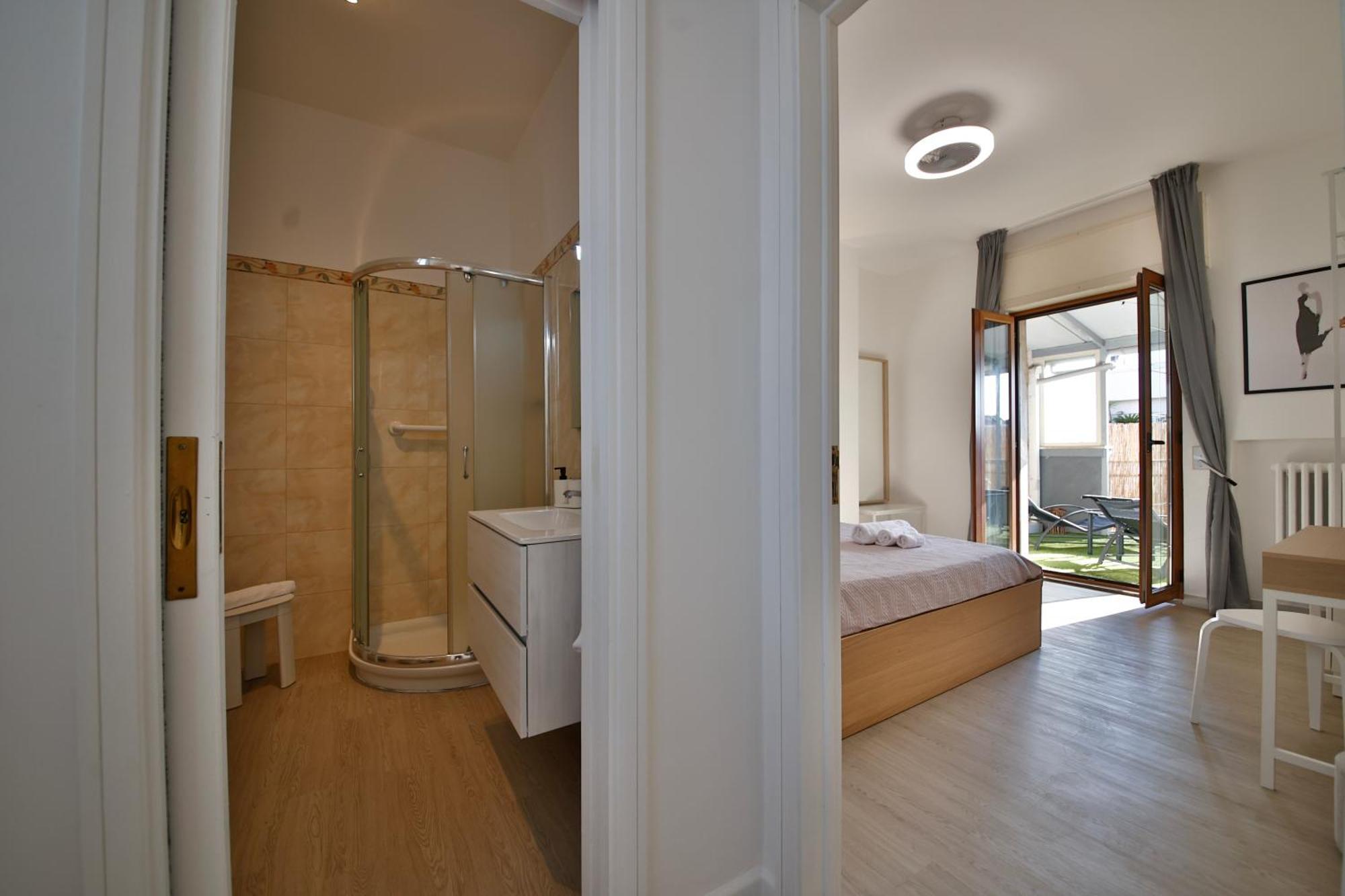 Apartmán Atticoderossi A 500Mt Da Stazione&Centrostorico Bari Exteriér fotografie